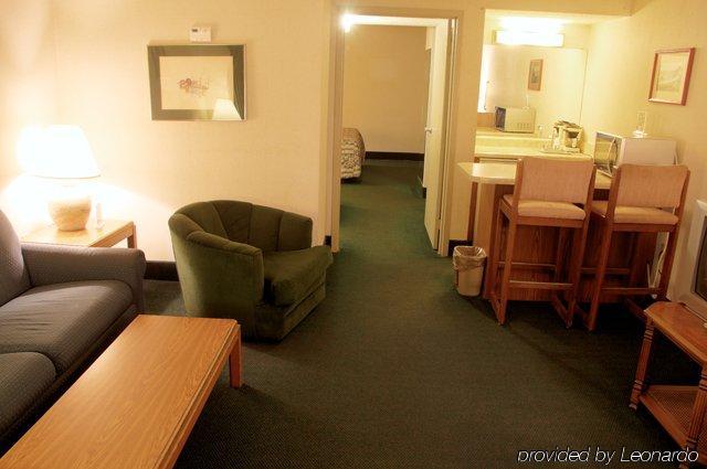 Seasons Inn And Suites Fort Smith Esterno foto